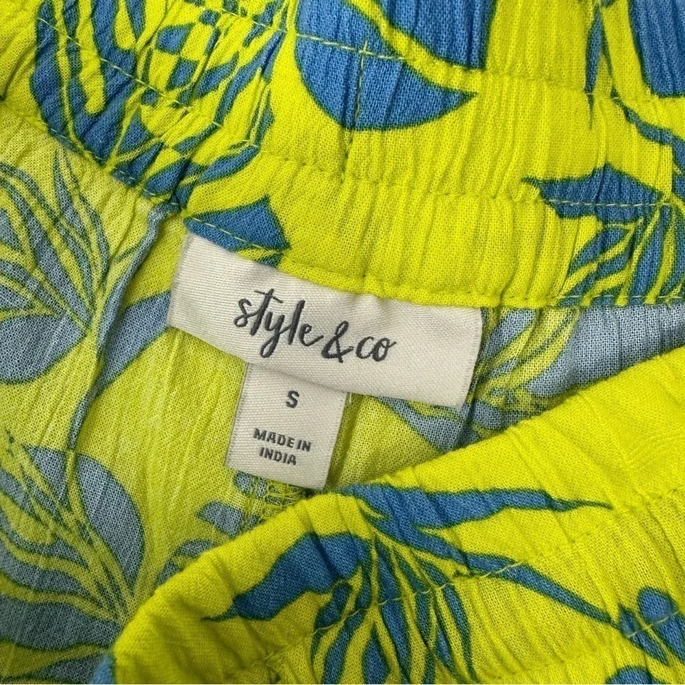 Style & Co. Yellow Breeze Mid-Rise Elastic Waist Shorts, size Small